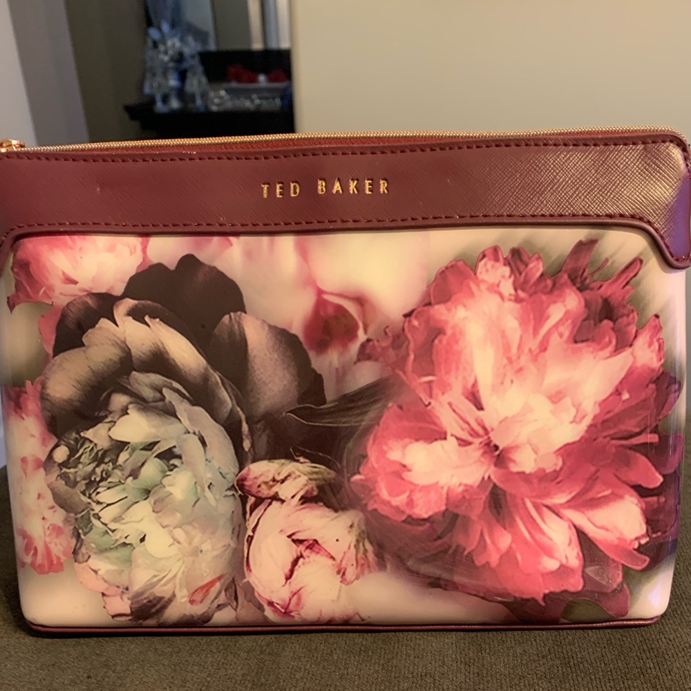 Ted Baker Women's Cosmetic Bag - Pink and Purple Floral